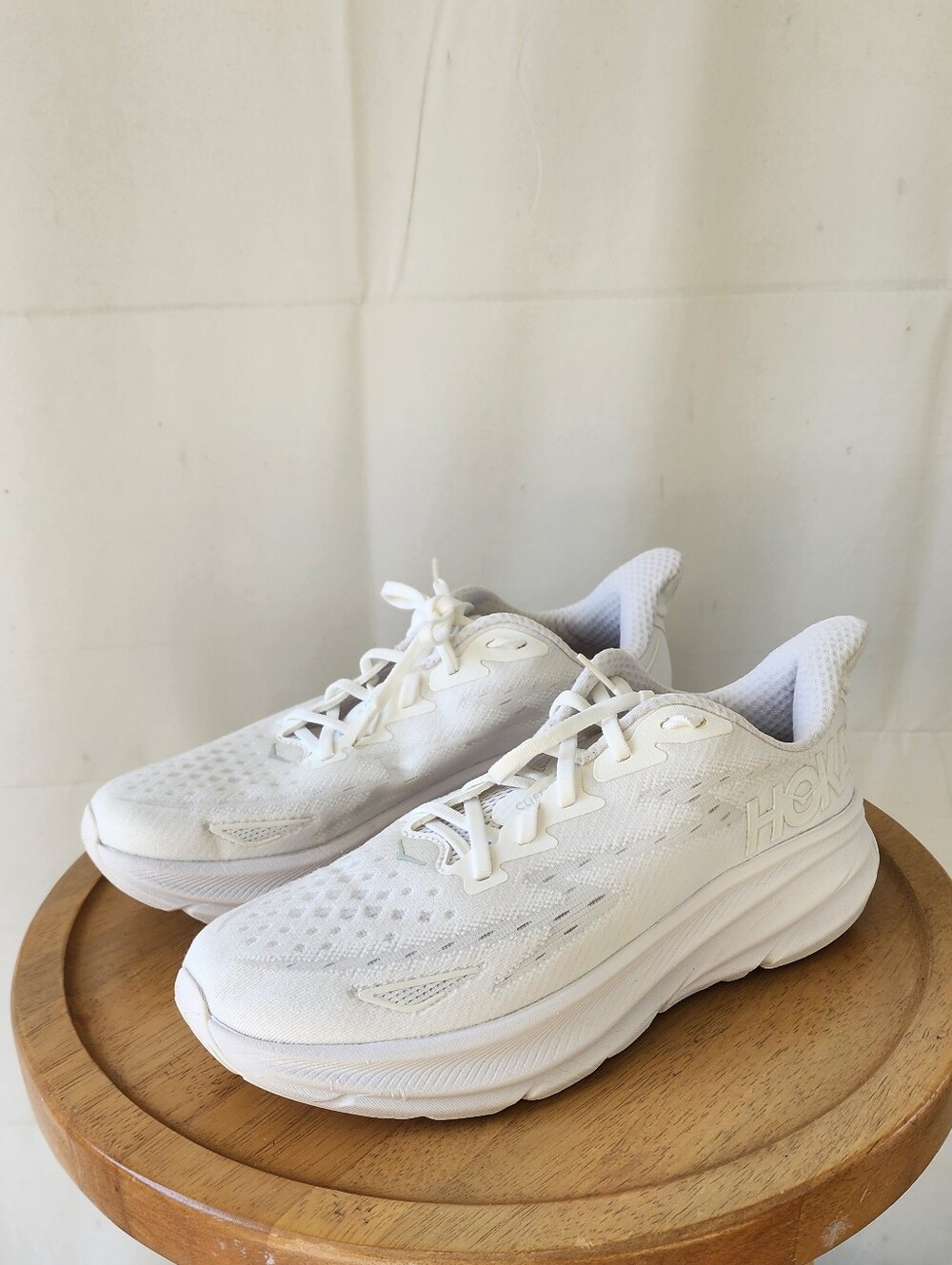 Hoka Clifton 9 White Sneakers